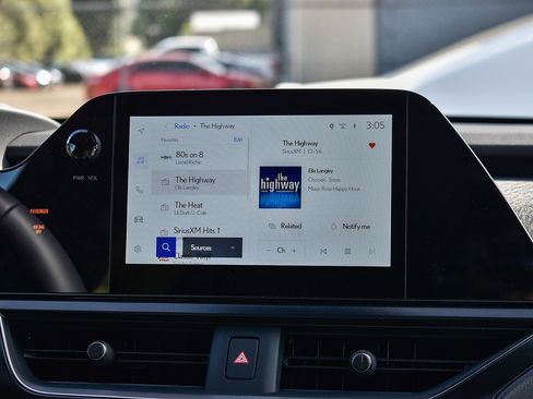 New 2026 Lexus UX 300h FWD image 13