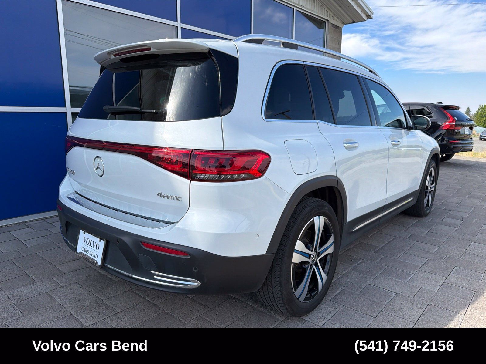 Used 2023 Mercedes-Benz EQB 300 4MATIC image 7