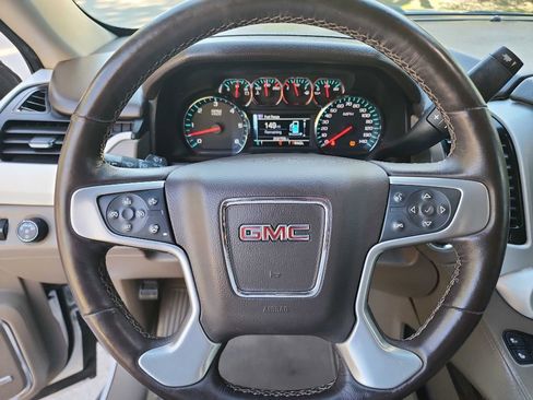 Used 2017 GMC Yukon XL SLT w/ Open Road Package image 23