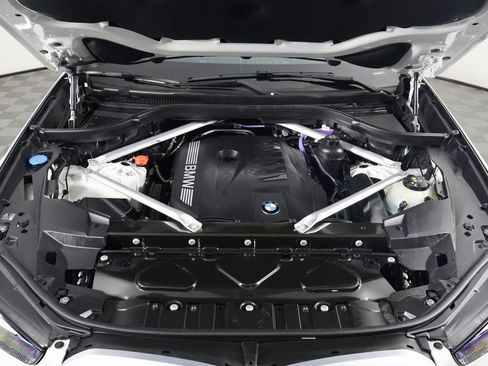 Used 2026 BMW X5 sDrive40i w/ Climate Comfort Package image 15