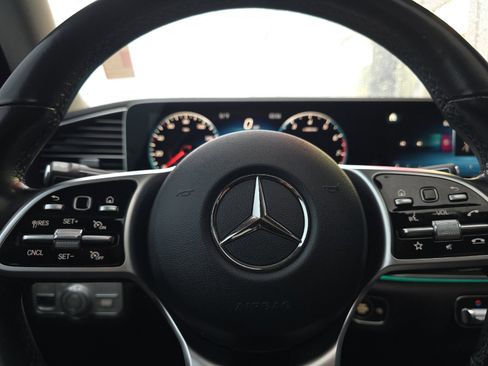 Used 2021 Mercedes-Benz GLE 350 4MATIC image 23