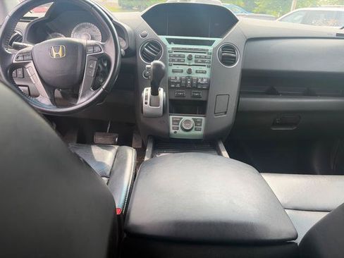 Used 2011 Honda Pilot Touring image 12