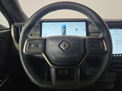 Used 2024 Rivian R1S Adventure AWD/4WD image 28