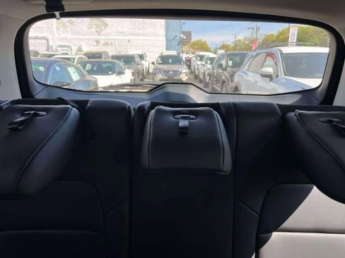 New 2026 Nissan Pathfinder SL AWD/4WD image 13