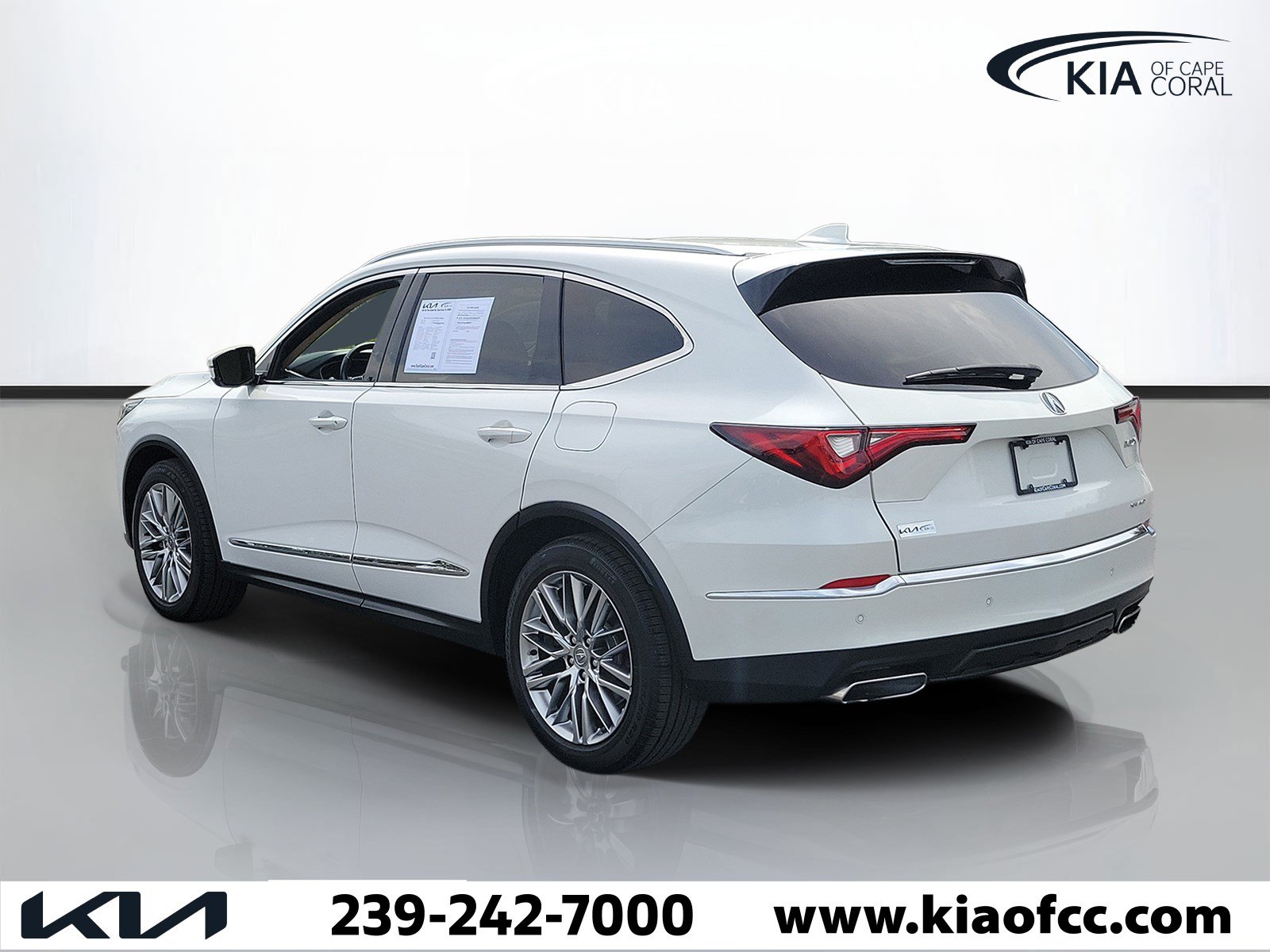 Used 2022 Acura MDX w/ Advance Package AWD/4WD image 4