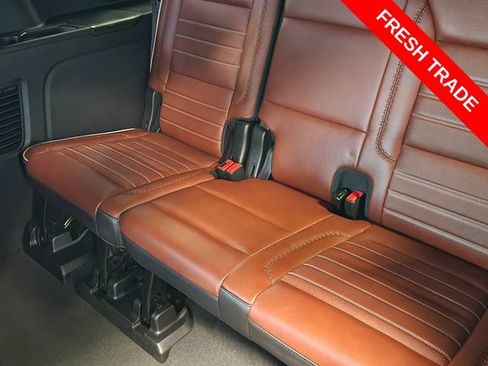 Used 2024 GMC Yukon XL Denali Ultimate AWD/4WD image 32
