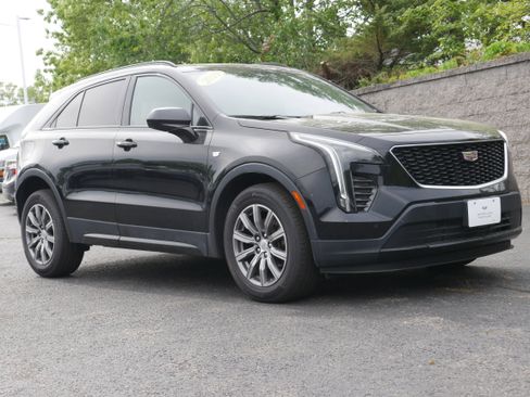 Certified 2019 Cadillac XT4 Sport w/ Cold Weather Package AWD/4WD image 9