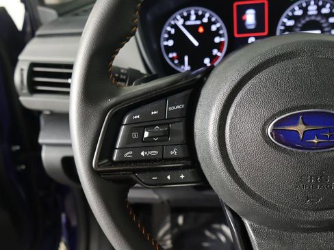 Used 2024 Subaru Crosstrek 2.5i Limited AWD/4WD image 40