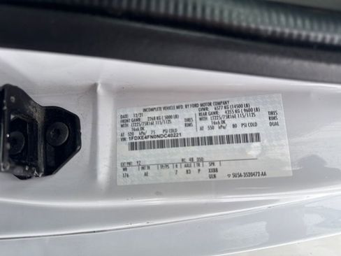 Used 2022 Ford E-450 and Econoline 450 Super Duty image 21
