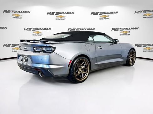 Used 2020 Chevrolet Camaro SS RWD image 7
