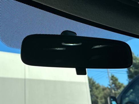 Used 2011 Mitsubishi Lancer Evolution GSR image 24