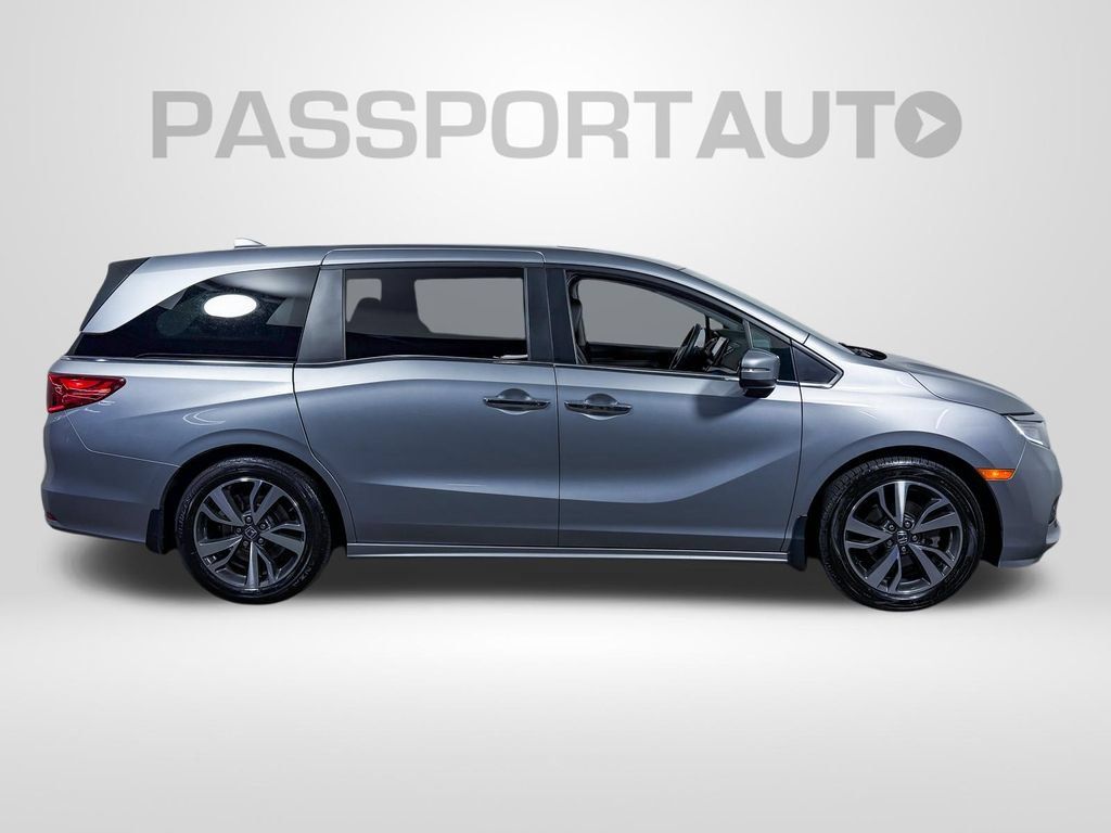 Used 2023 Honda Odyssey Touring image 10
