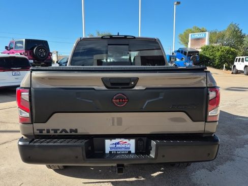 Used 2024 Nissan Titan PRO-4X w/ Off Road Protection Package image 6