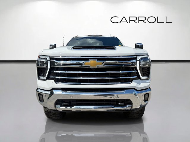 Used 2024 Chevrolet Silverado 2500 LTZ w/ LTZ Plus Package AWD/4WD image 8