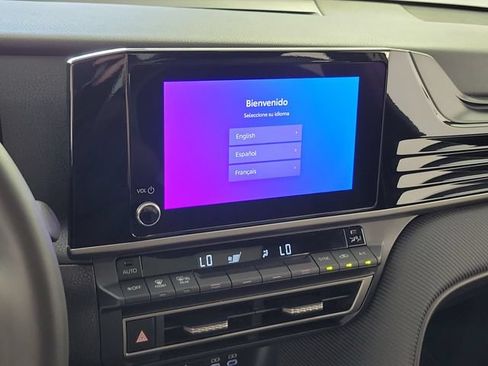 Used 2025 Toyota Camry SE w/ Convenience Package FWD image 29