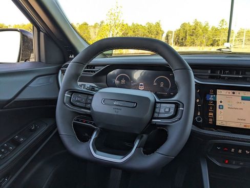 New 2026 Jeep Cherokee Laredo image 26