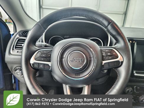 Used 2019 Jeep Compass Limited AWD/4WD image 21