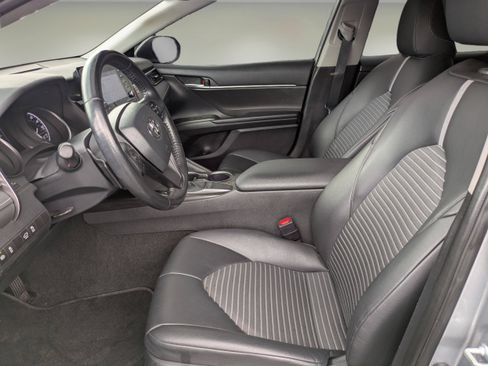 Used 2023 Toyota Camry SE FWD image 14