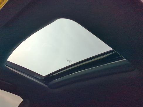 Used 2023 Honda Passport EX-L image 15