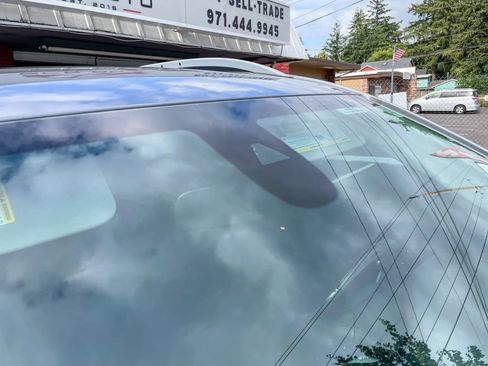 Used 2021 GMC Terrain SLT w/ Infotainment Package II AWD/4WD image 41
