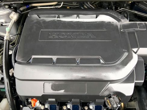 Used 2017 Honda Accord EX-L image 32