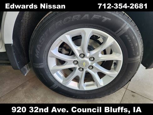 Used 2019 Chevrolet Equinox LT image 8