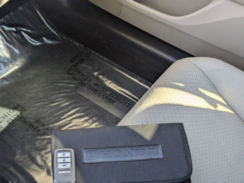 Used 2013 Honda Accord EX-L image 32