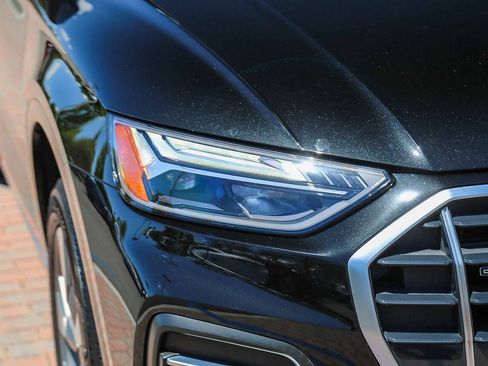 Certified 2023 Audi Q5 Premium w/ Convenience Package AWD/4WD image 11