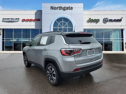 Used 2024 Jeep Compass Limited AWD/4WD image 3