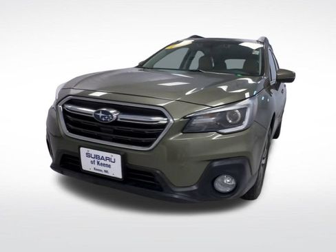Used 2019 Subaru Outback 2.5i Limited AWD/4WD image 3