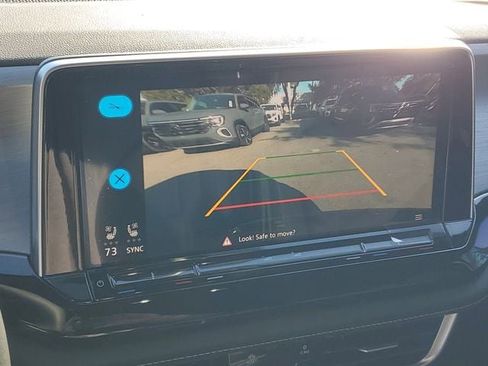 New 2026 Volkswagen Atlas Cross Sport SE image 23