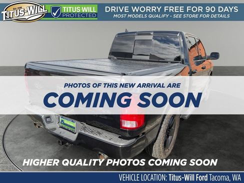 Used 2019 RAM 1500 Classic SLT w/ Black Appearance Group AWD/4WD image 5