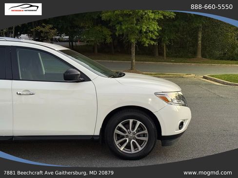 Used 2016 Nissan Pathfinder S image 15