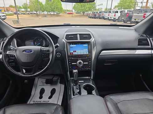 Used 2017 Ford Explorer Sport w/ Equipment Group 401A AWD/4WD image 12
