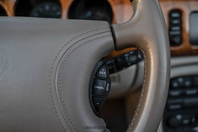 Used 2000 Jaguar XK8 Convertible RWD image 41