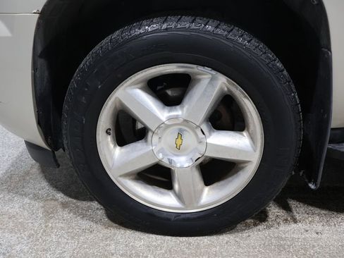 Used 2013 Chevrolet Tahoe LT w/ Luxury Package image 9