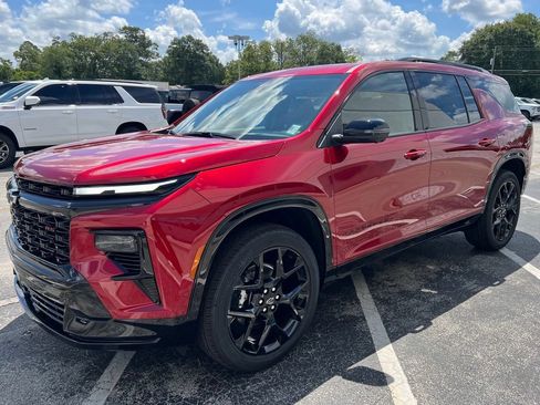 New 2026 Chevrolet Traverse RS w/ LPO, Floor Liner Package FWD image 28