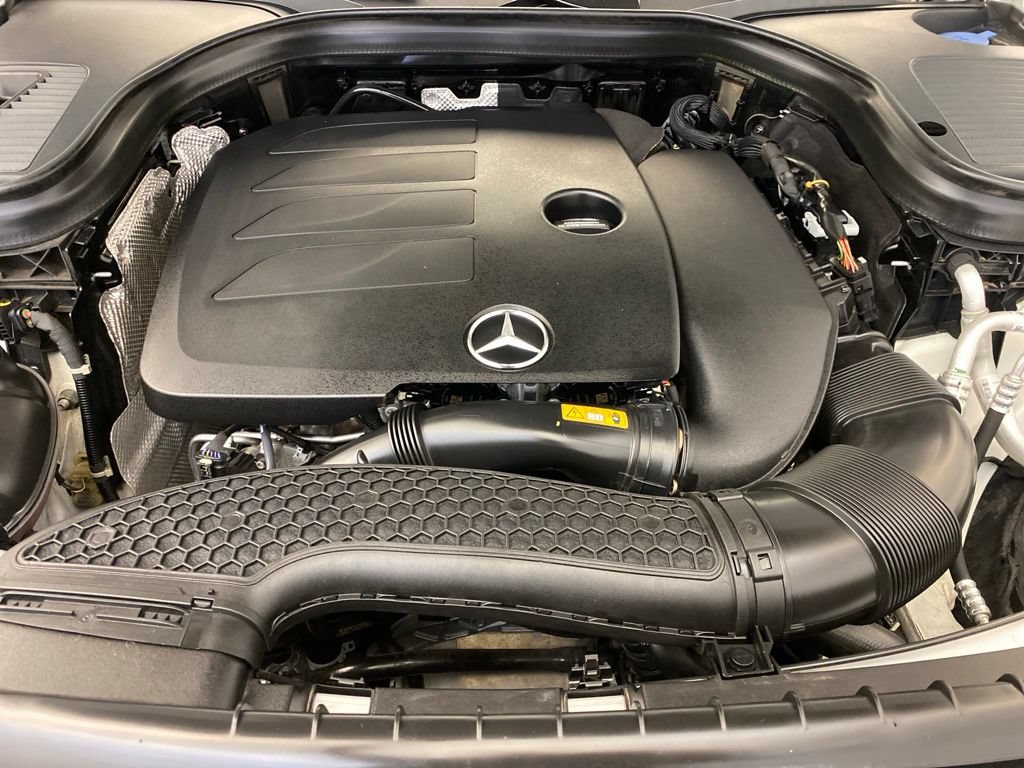 Used 2021 Mercedes-Benz GLC 300 image 25