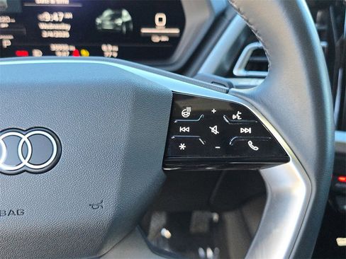 Used 2023 Audi Q4 e-tron Premium Plus w/ Premium Plus image 25