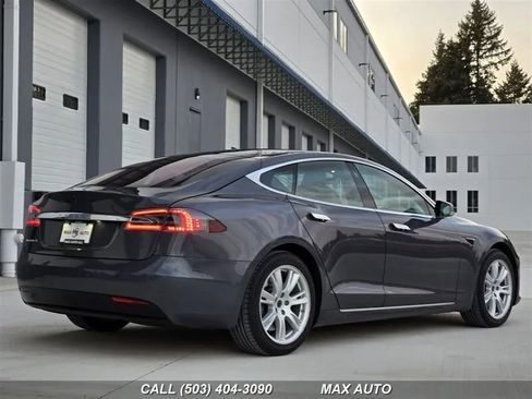 Used 2021 Tesla Model S Long Range Plus image 7