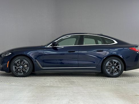 Certified 2023 BMW i4 eDrive40 RWD image 2