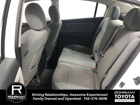 Used 2010 Nissan Sentra 2.0 S FWD image 24