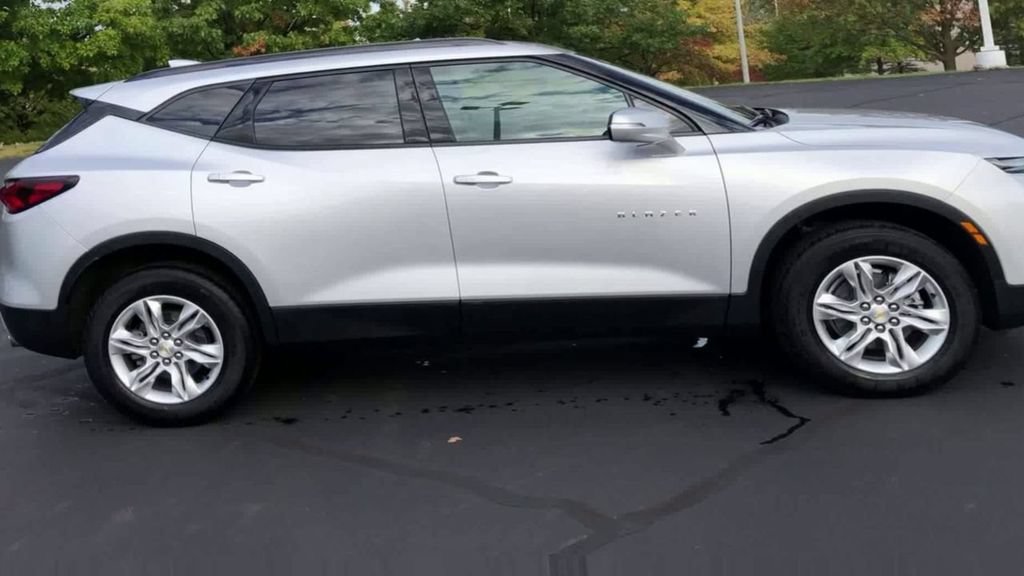 Used 2022 Chevrolet Blazer LT FWD image 5