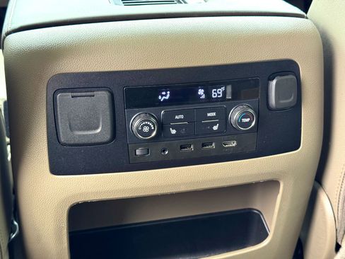 Used 2020 Chevrolet Tahoe Premier image 23