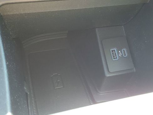 Used 2024 Ford Edge SEL w/ Convenience Package AWD/4WD image 22