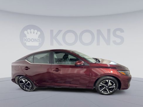 Used 2024 Nissan Sentra SV FWD image 12