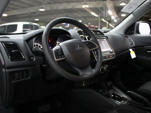 New 2026 Mitsubishi Outlander Sport ES image 5