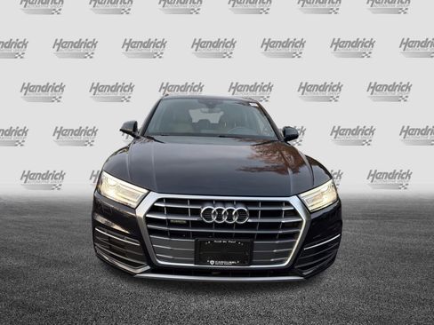 Used 2020 Audi Q5 Premium image 3