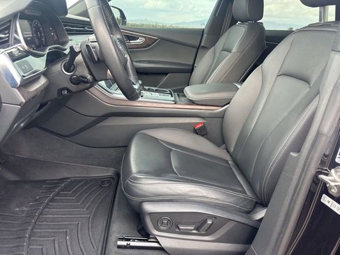 Used 2019 Audi Q8 Premium Plus AWD/4WD image 11