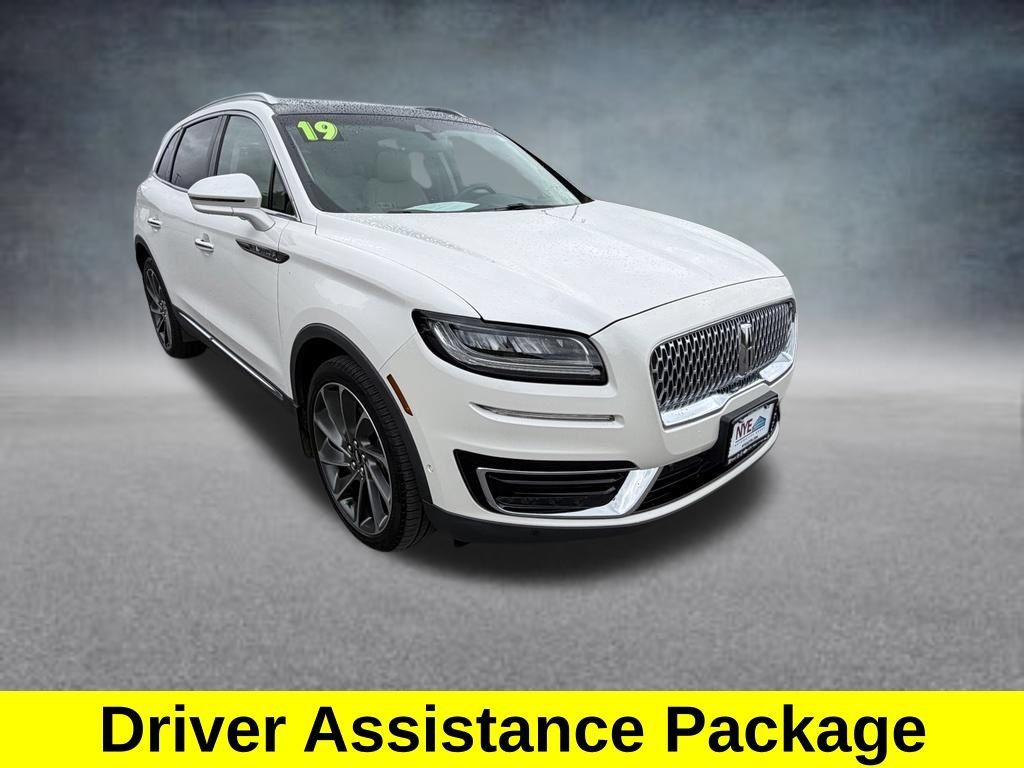 Used 2019 Lincoln Nautilus Reserve AWD/4WD image 8
